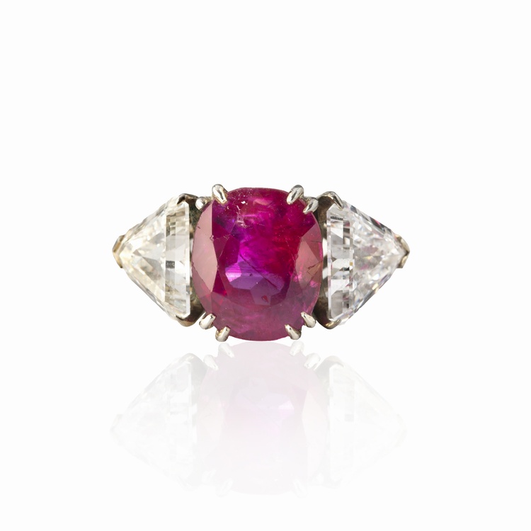 Asta di  Gioielli Antichi, Moderni e Orologi da Polso